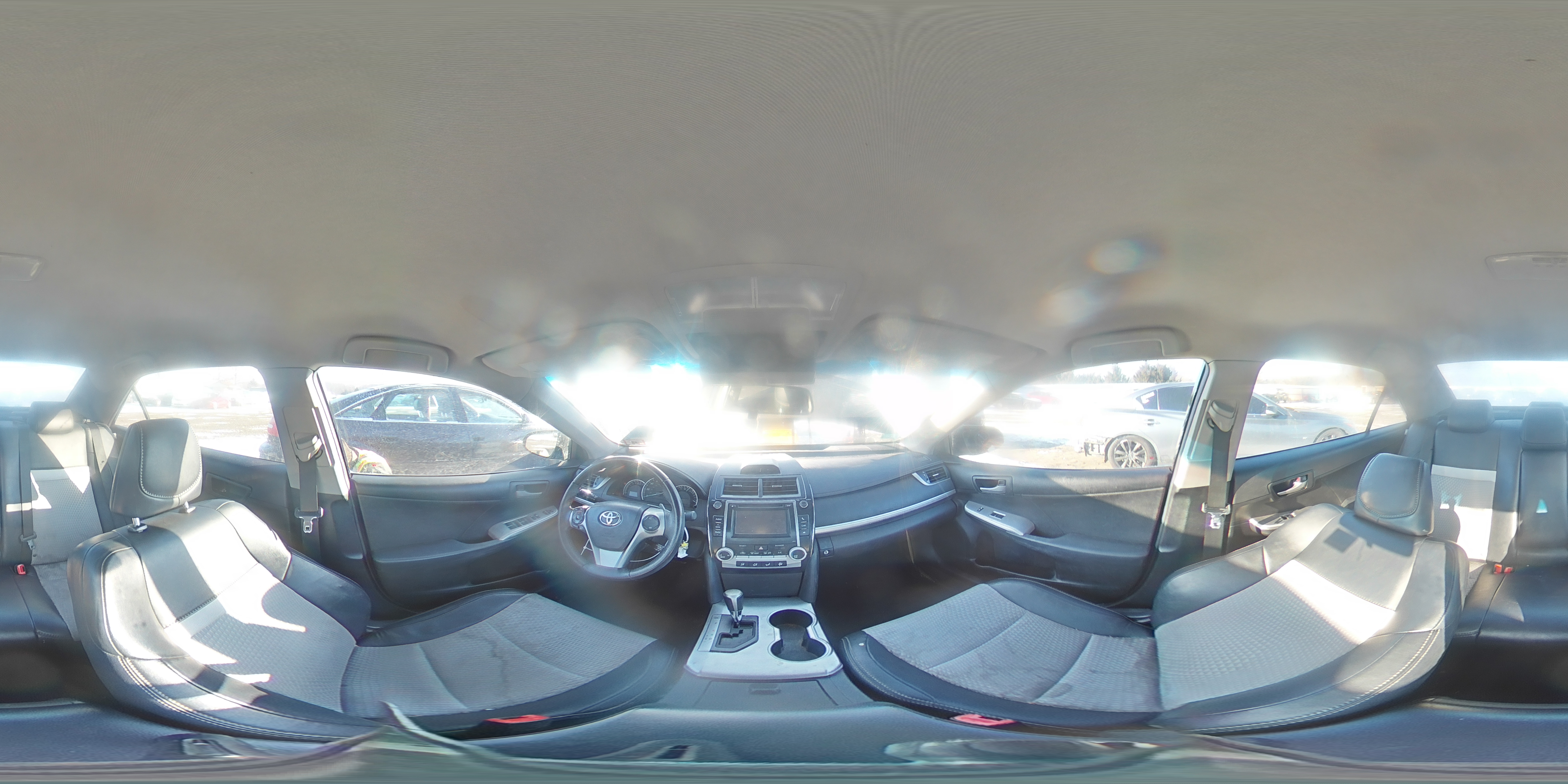 2012 Toyota Camry - Image 13