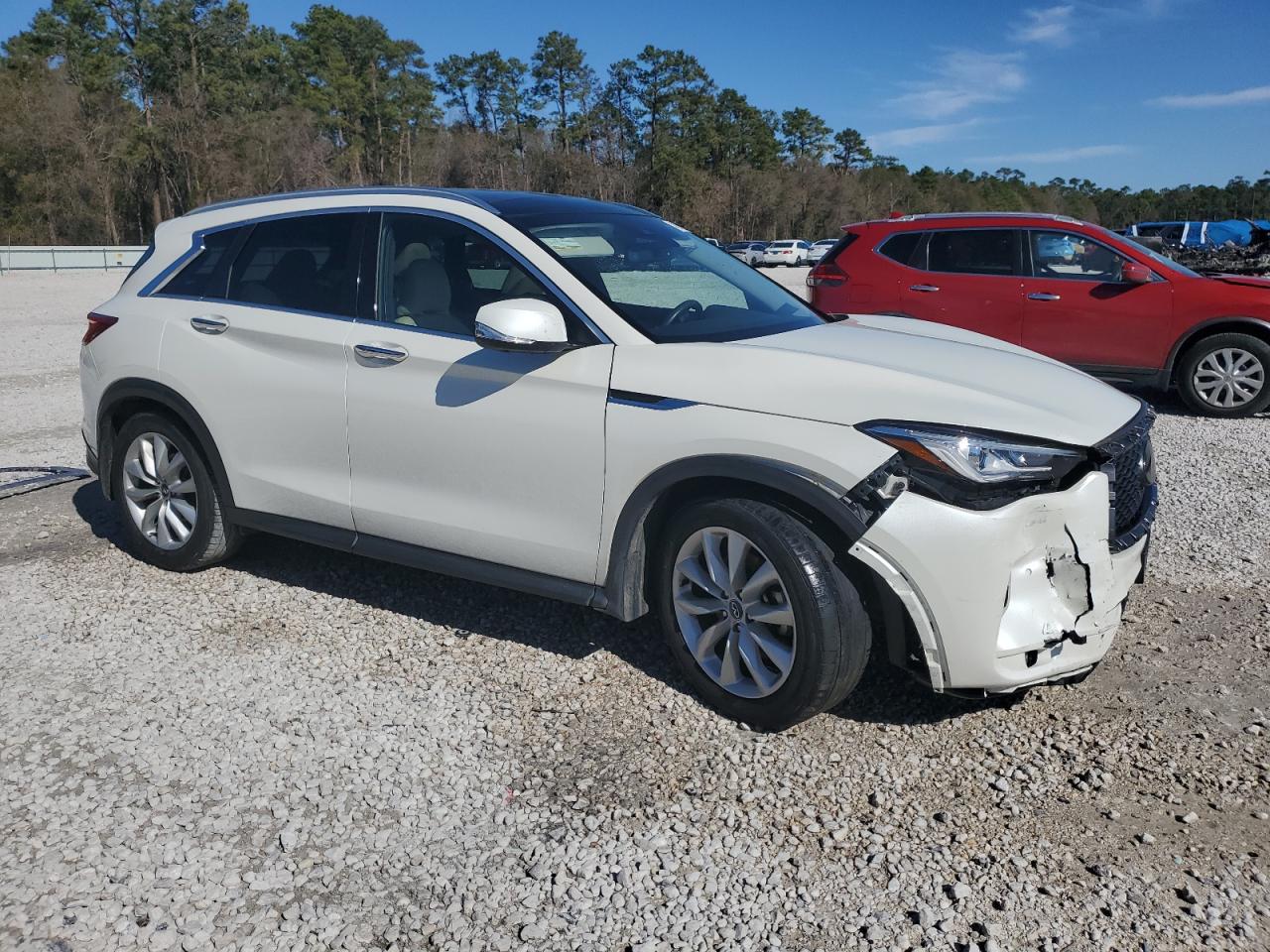 2019 Infiniti QX50 - Image 4