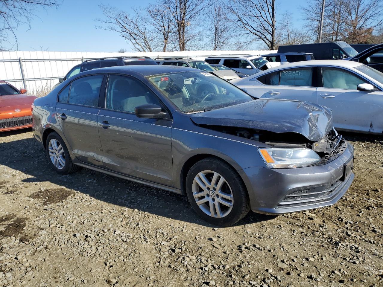 2015 Volkswagen Jetta - Image 4