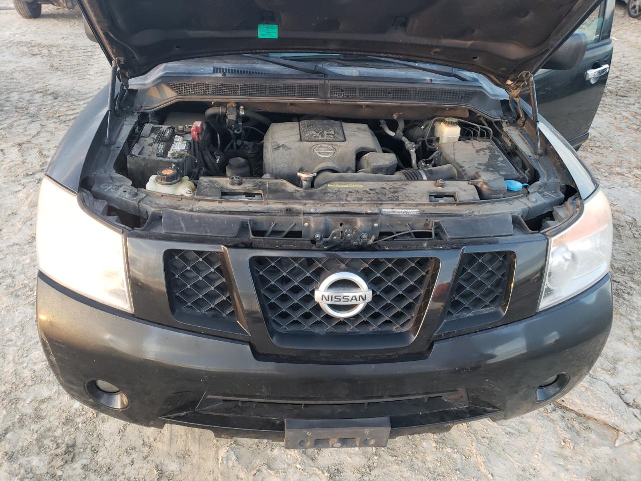 2015 Nissan Armada - Image 12