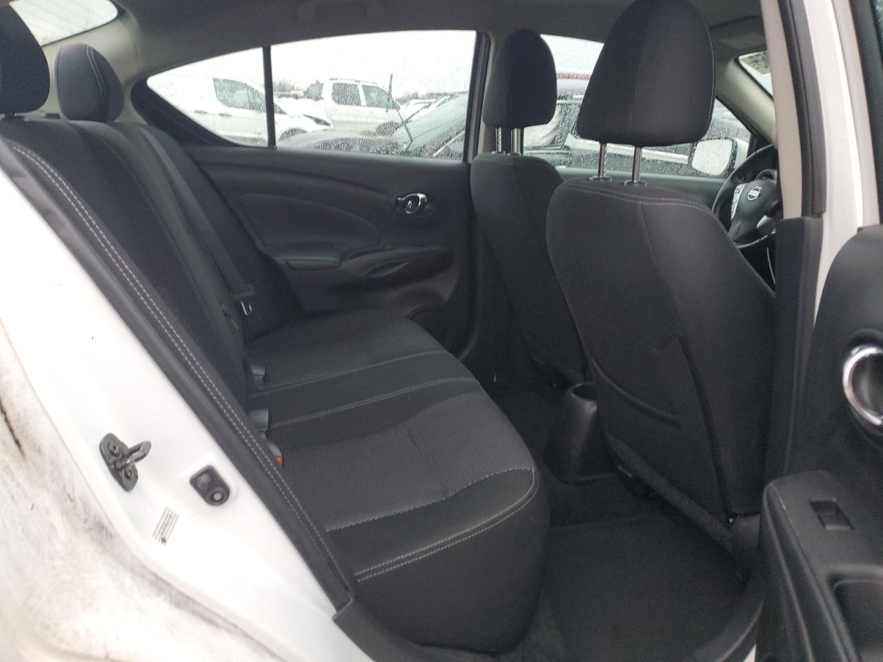 2018 Nissan Versa - Image 10