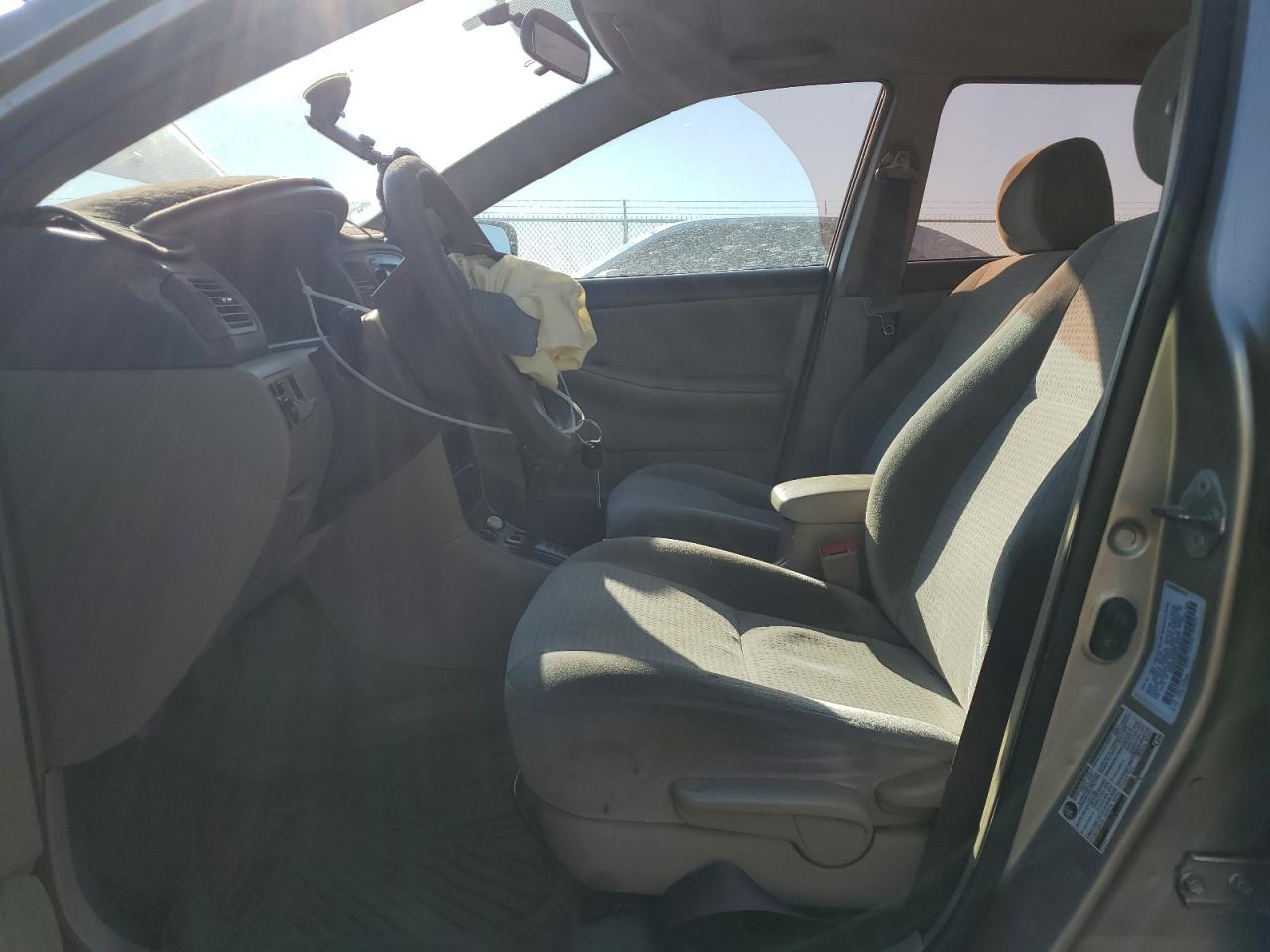 2005 Toyota Corolla - Image 7