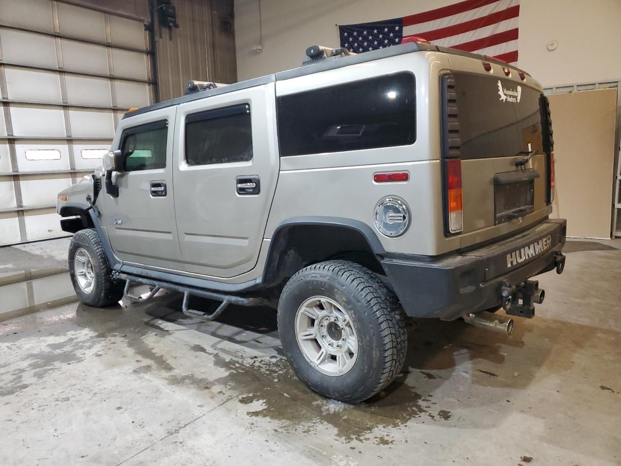 2004 Hummer H2 - Image 2