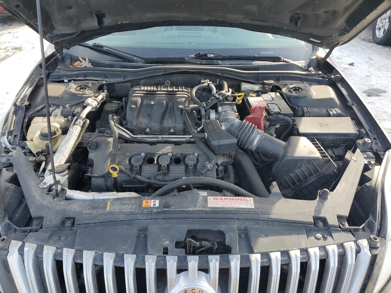 2010 Mercury Milan - Image 11
