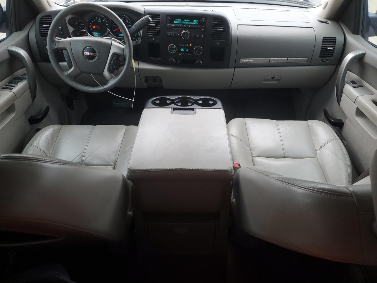 2011 GMC Sierra - Image 8