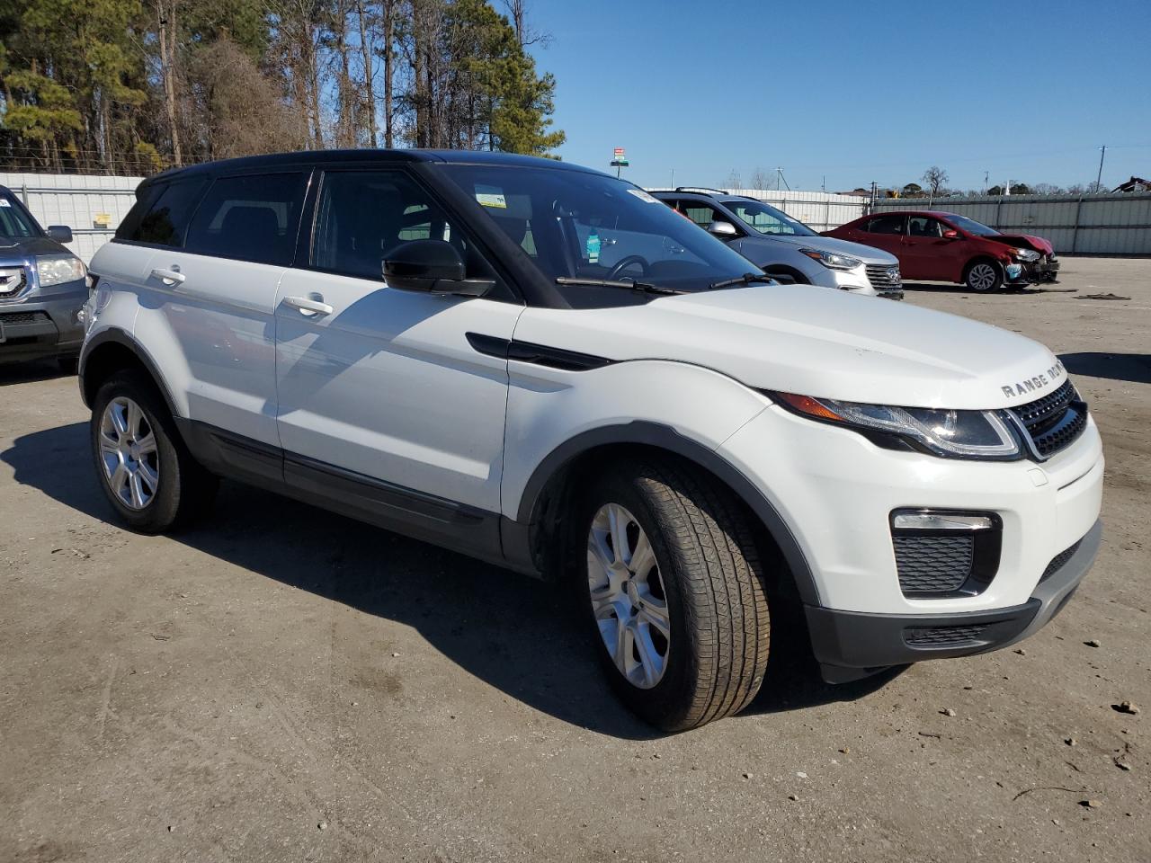 2018 Land Rover Range Rover - Image 4