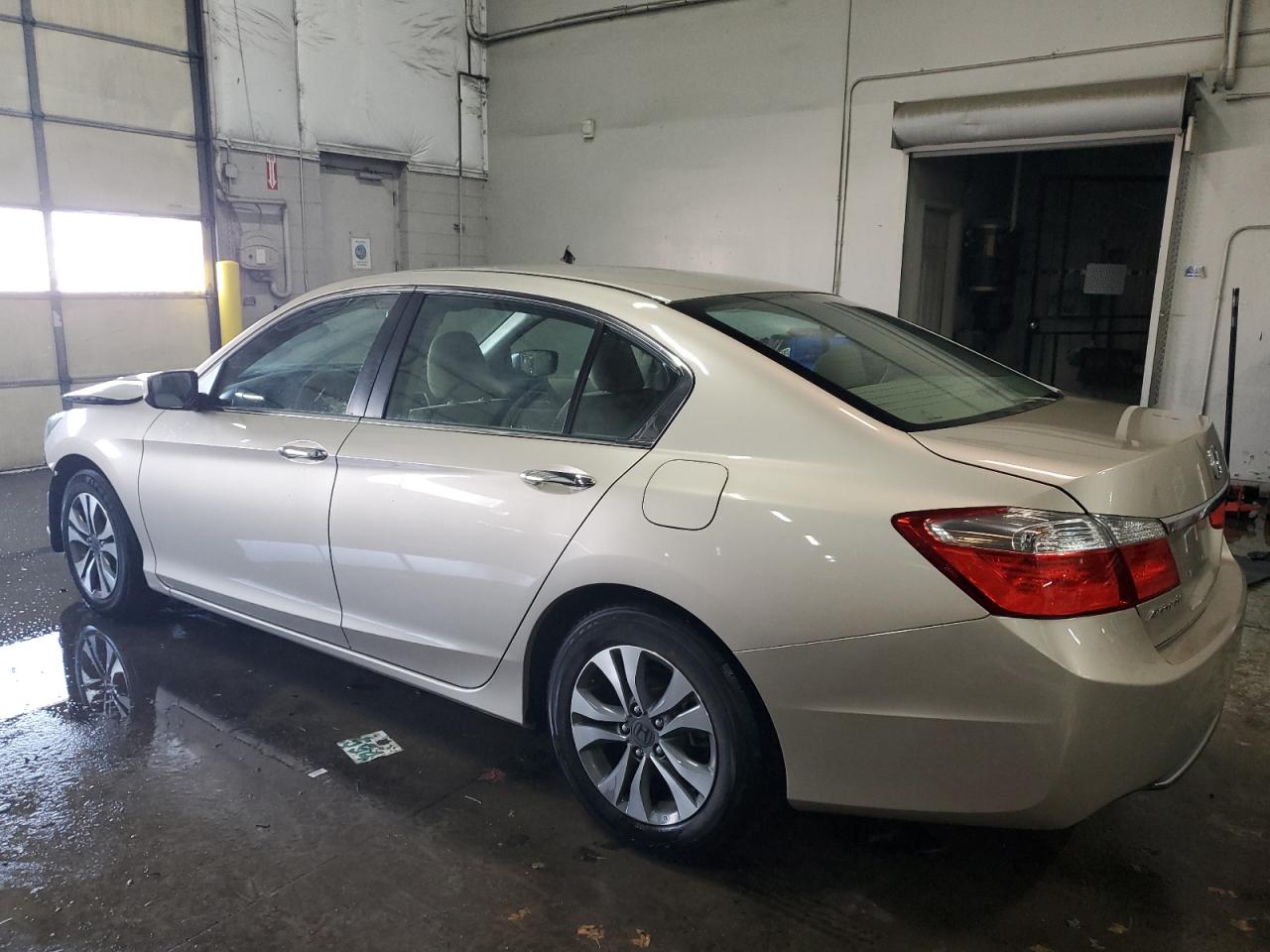 2015 Honda Accord - Image 2
