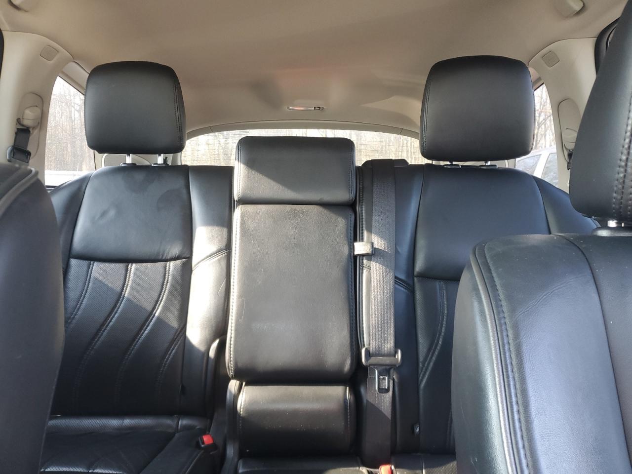 2015 Infiniti QX60 - Image 10
