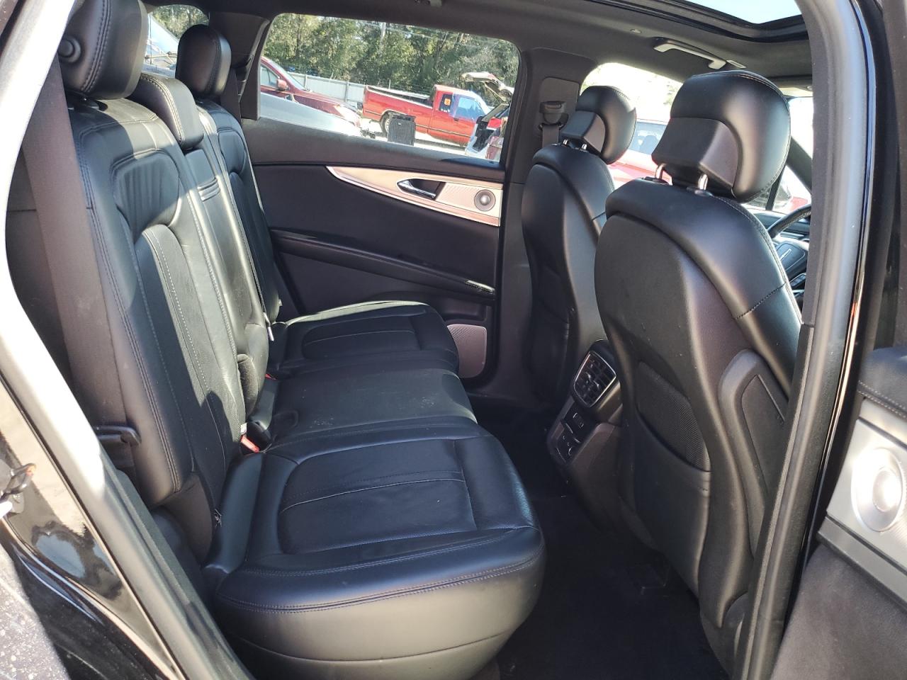 2019 Lincoln Nautilus Reserve VIN: 2LMPJ8L96KBL24432 Lot: 88995365