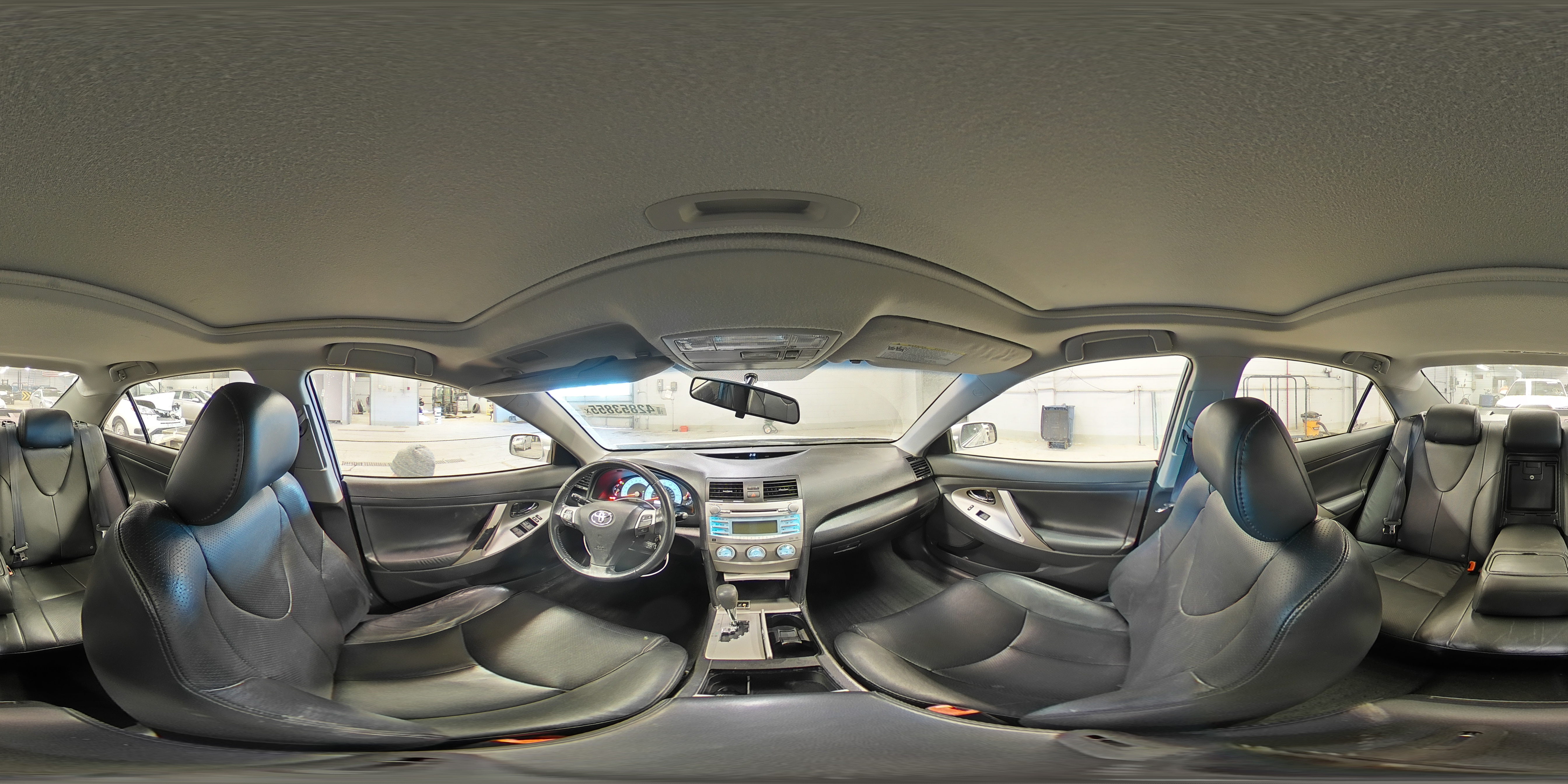2008 Toyota Camry - Image 13
