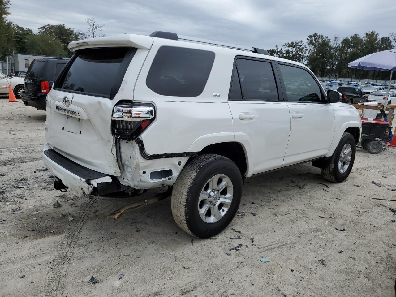 2020 Toyota 4Runner - Image 3