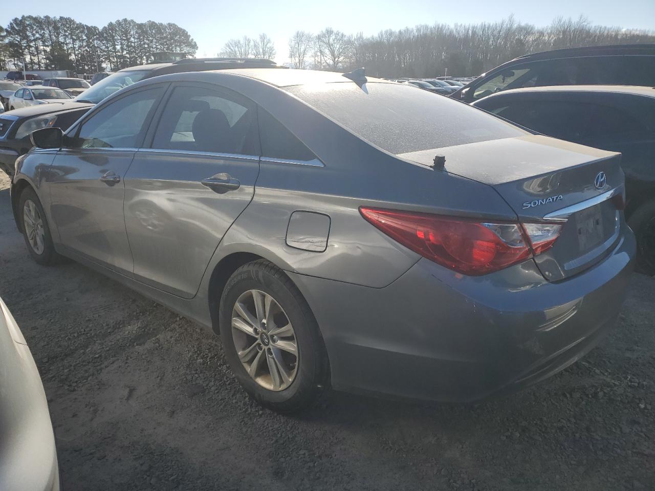 2013 Hyundai Sonata - Image 2
