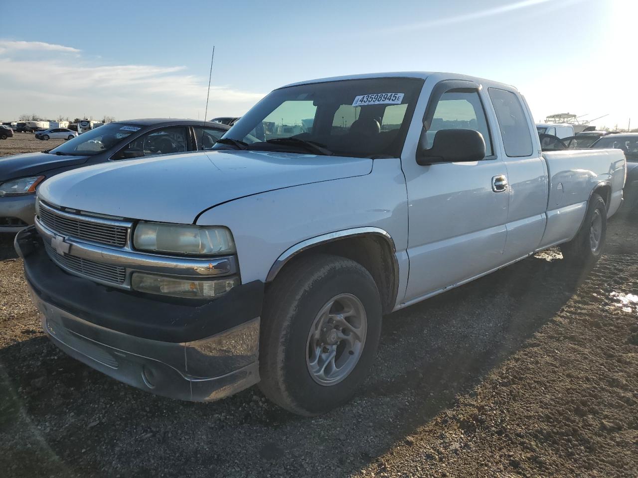 2000 Chevrolet Silverado - Image 1