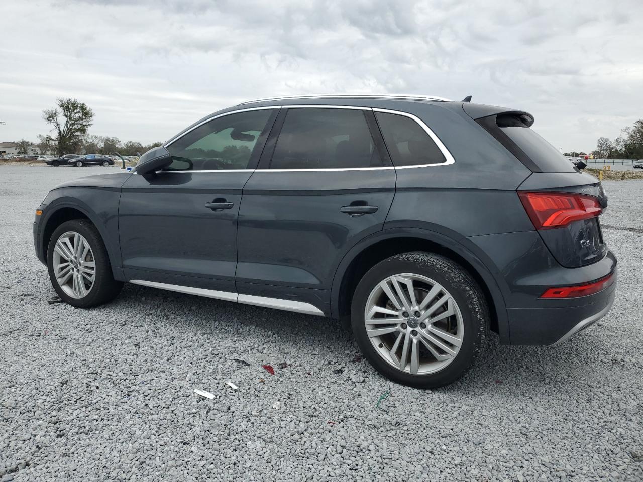 2019 Audi Q5 - Image 2