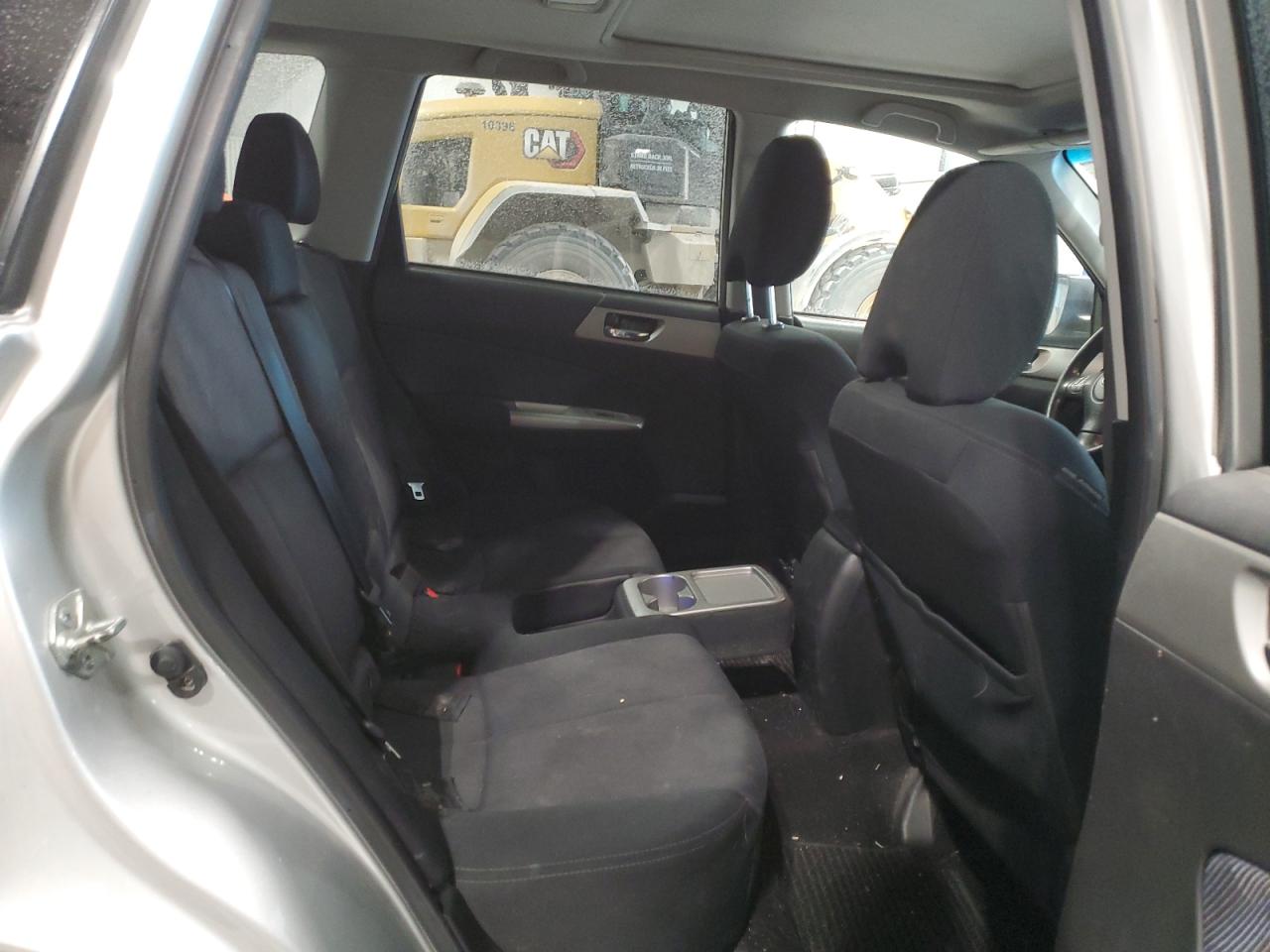 2010 Subaru Forester - Image 11