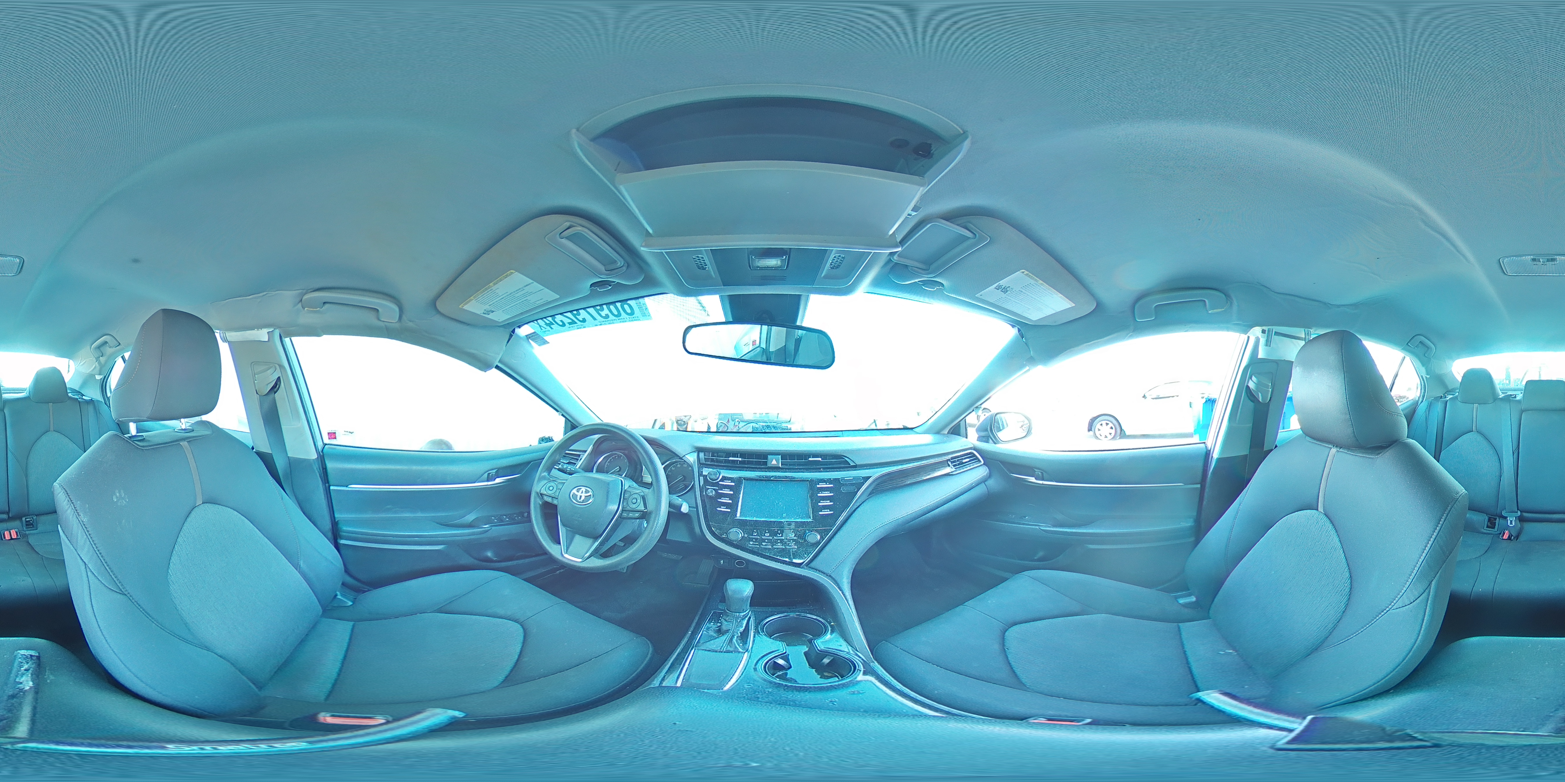 2019 Toyota Camry - Image 15
