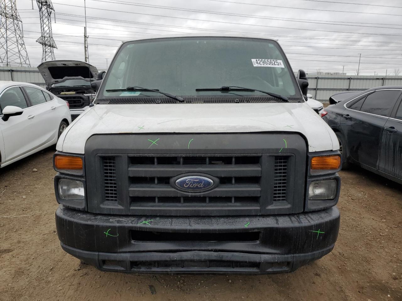 2012 Ford Econoline - Image 5