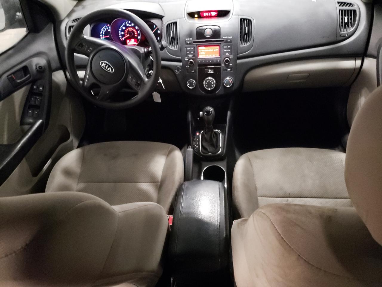 2012 Kia Forte - Image 8