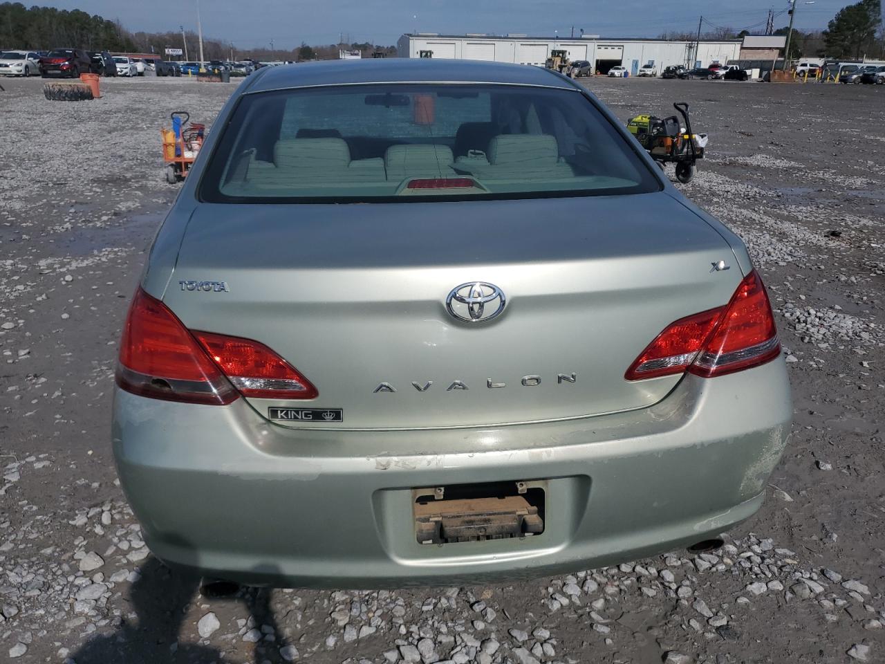 2006 Toyota Avalon - Image 6