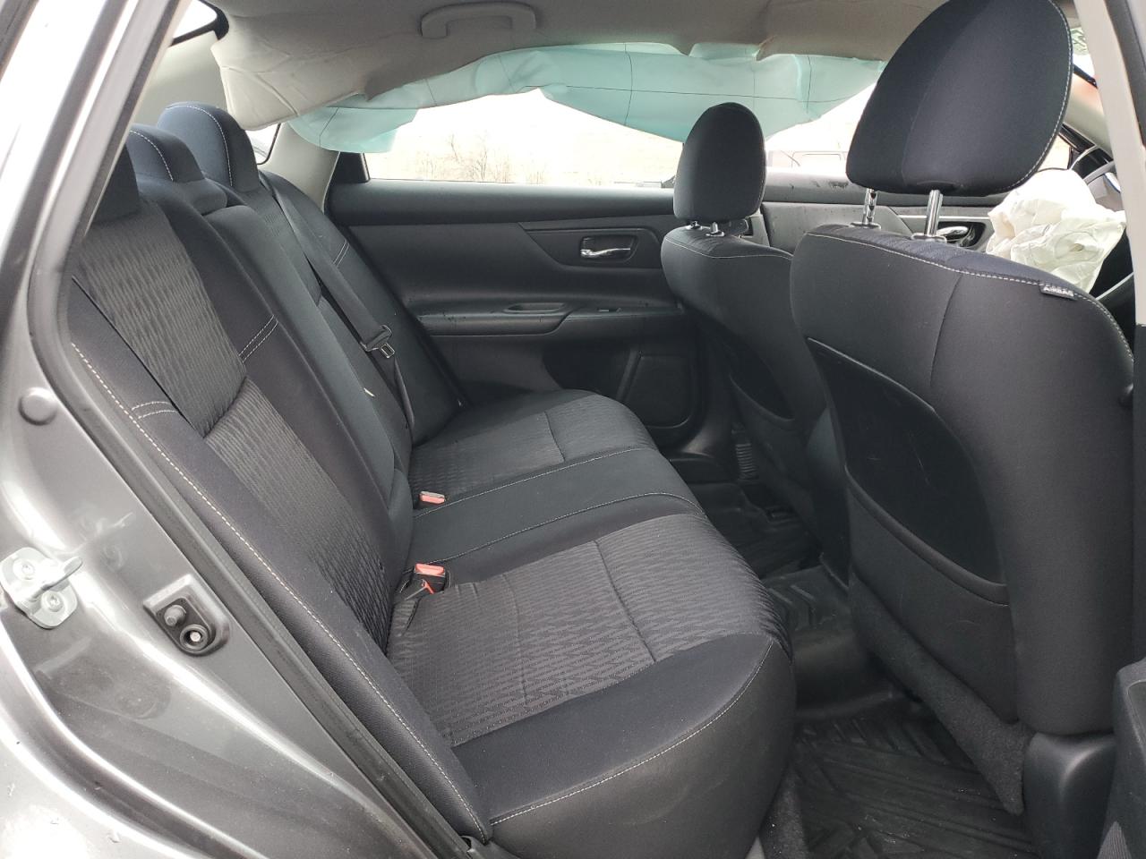 2018 Nissan Altima - Image 10