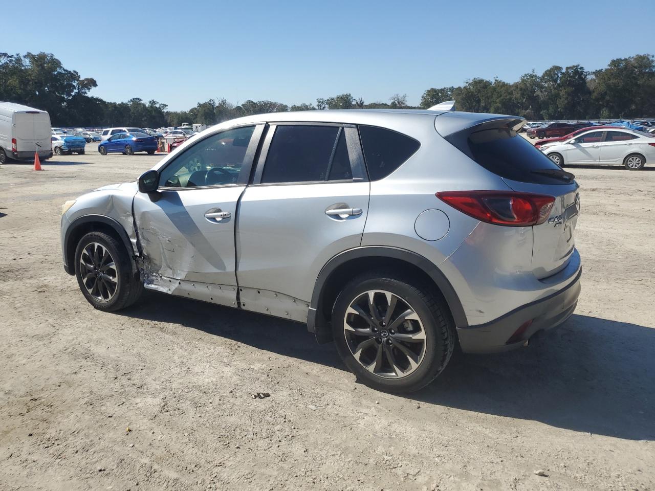 2016 Mazda CX-5 - Image 2