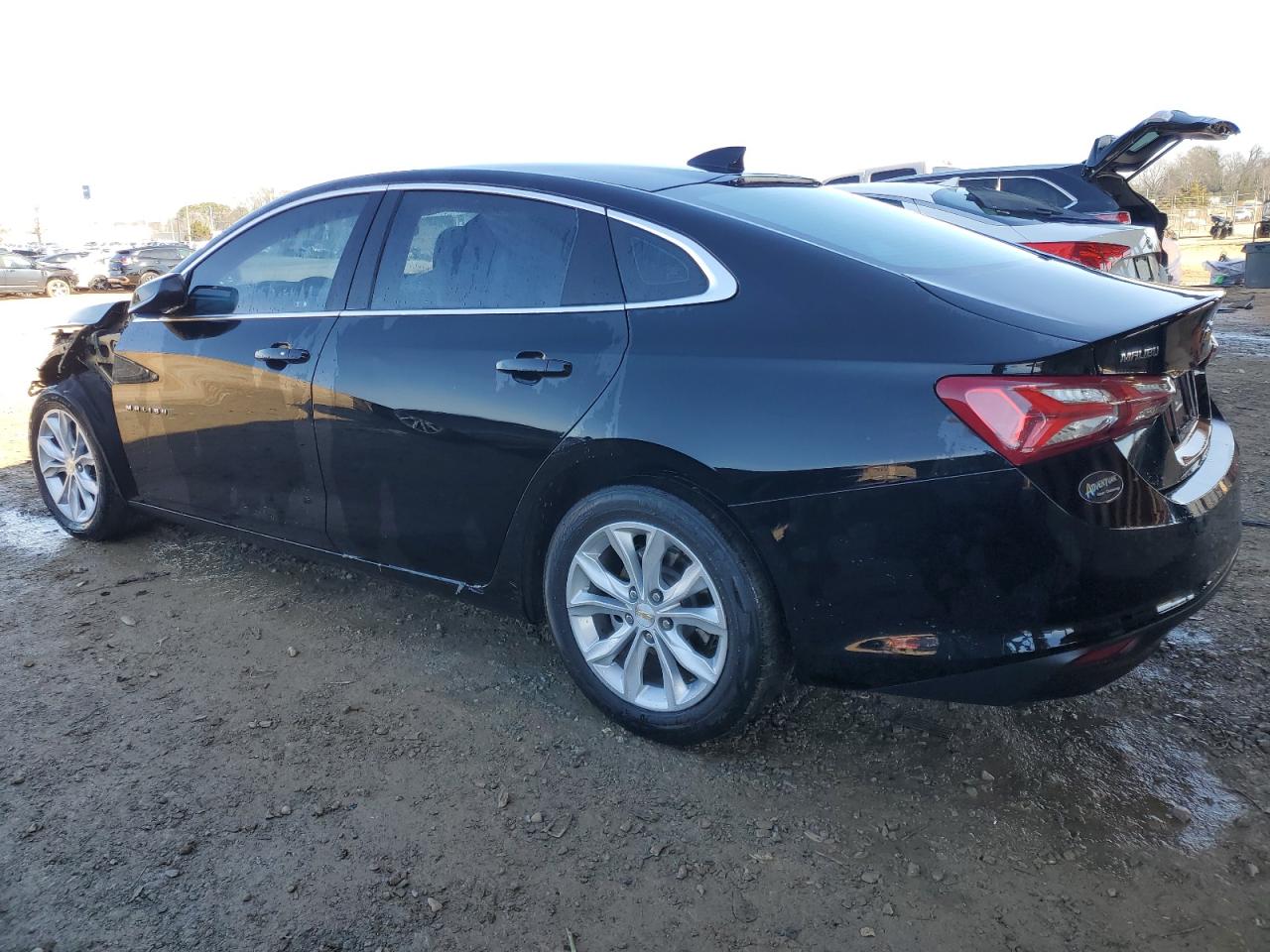 2022 Chevrolet Malibu - Image 2