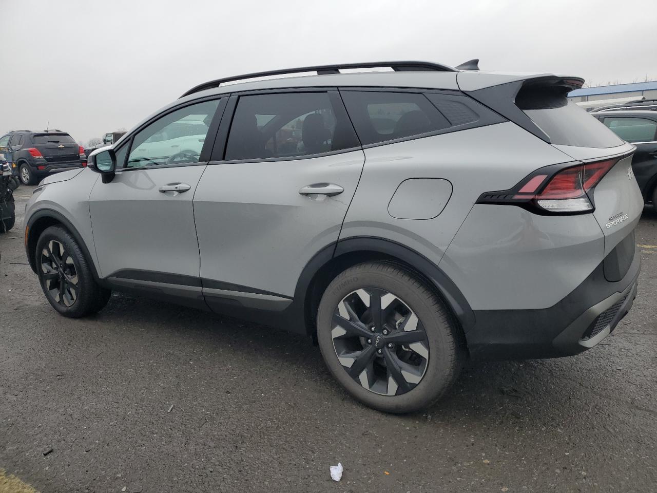 2024 Kia Sportage - Image 2