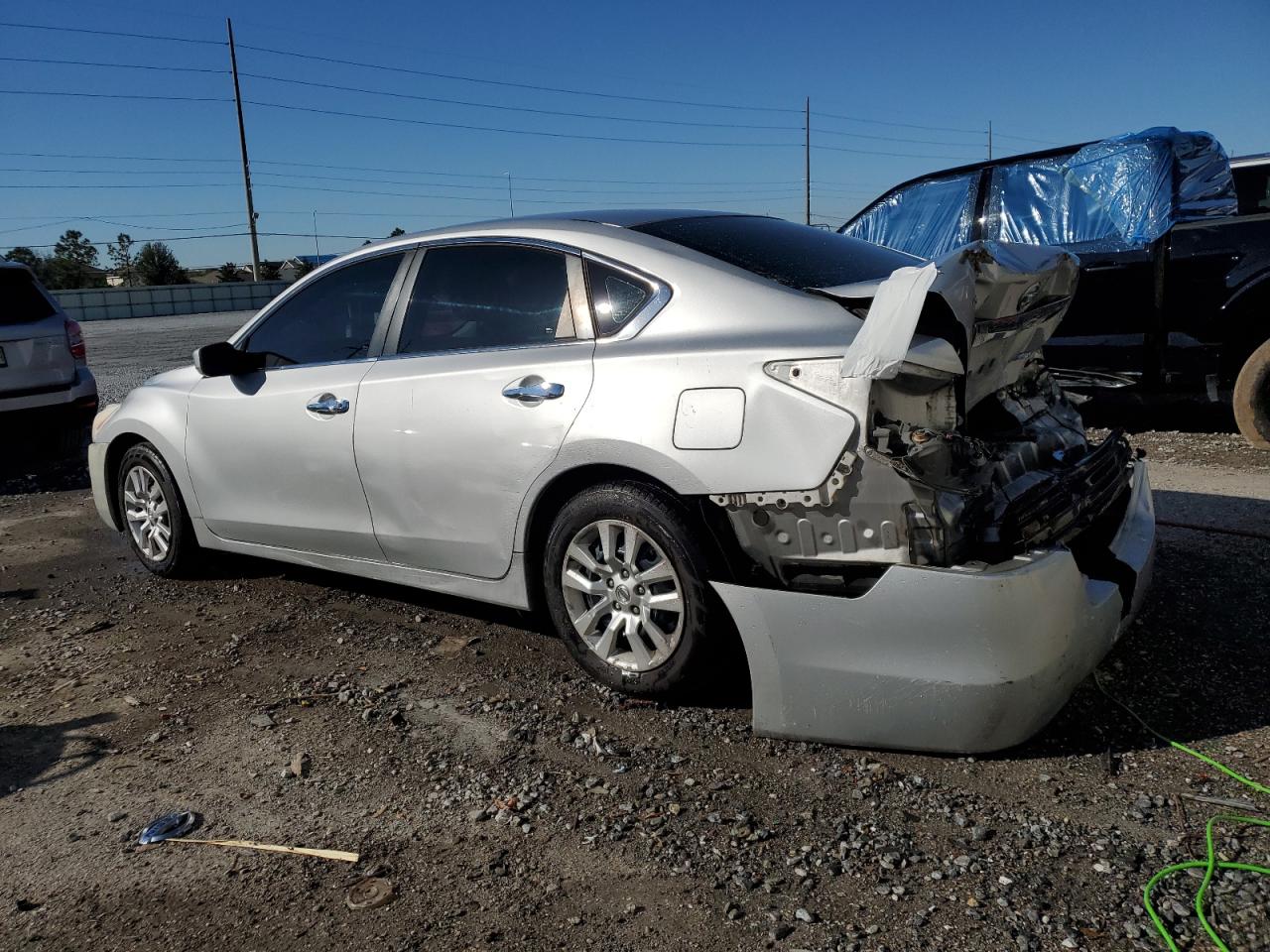 2014 Nissan Altima - Image 2