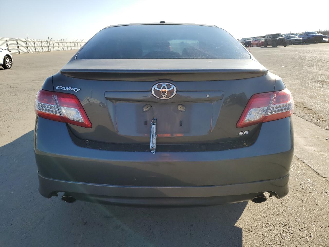 2011 Toyota Camry - Image 6