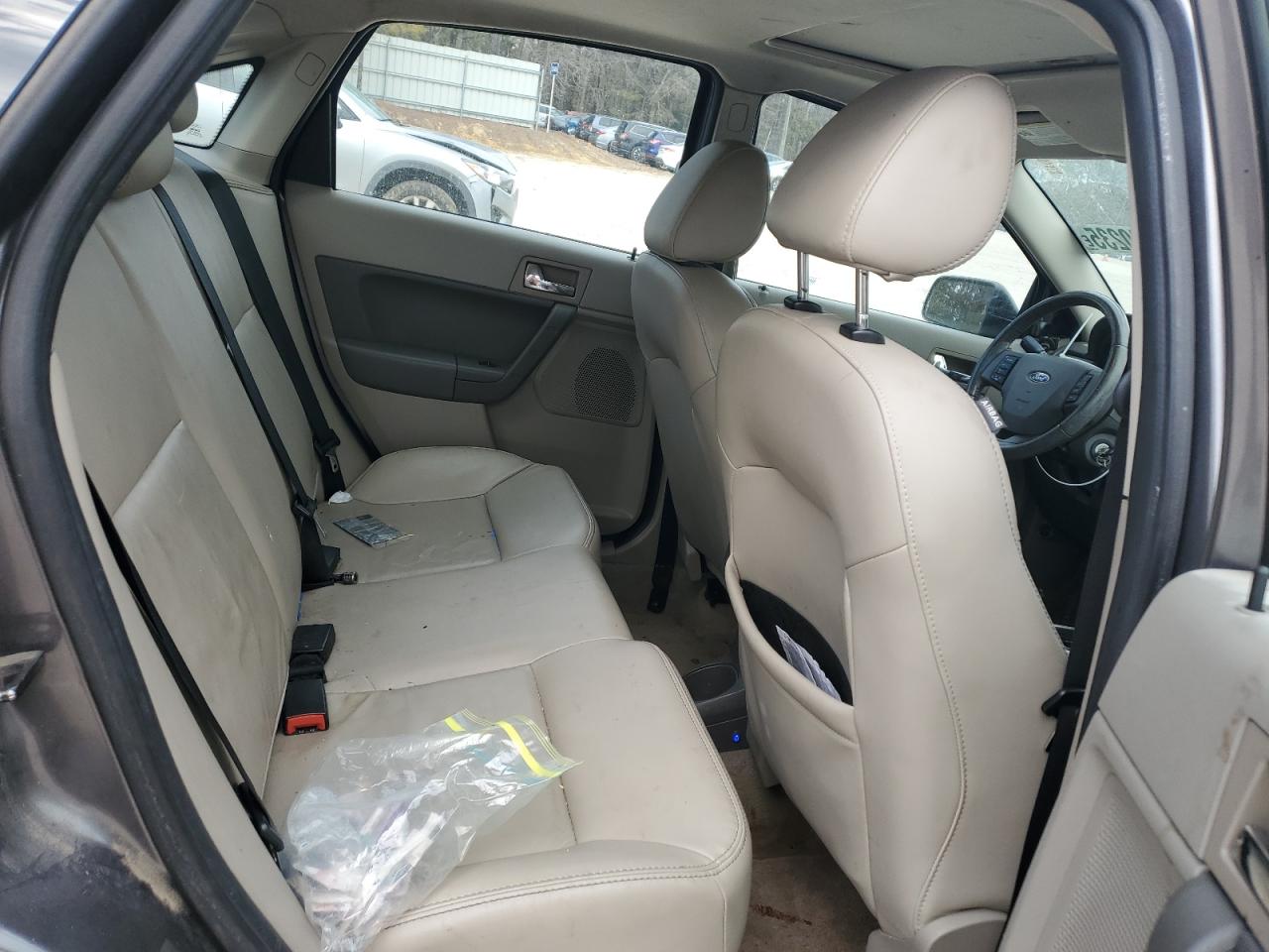 2011 Ford Focus - Image 10