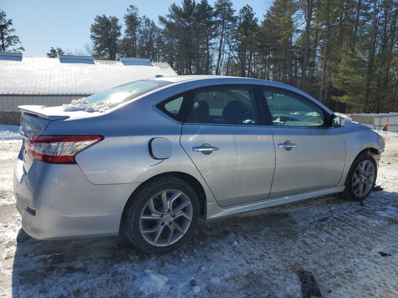 2015 Nissan Sentra - Image 3