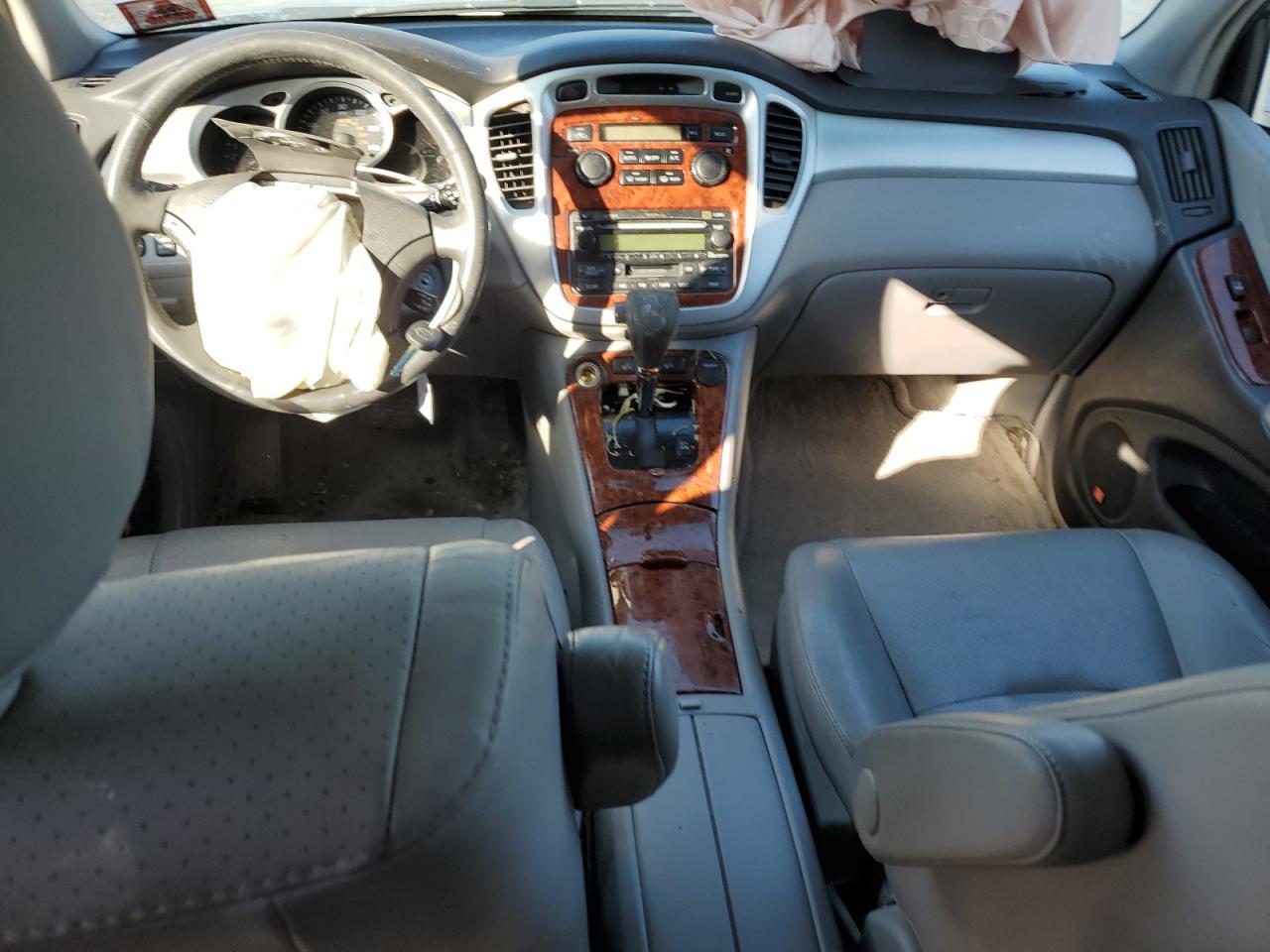 2005 Toyota Highlander - Image 8