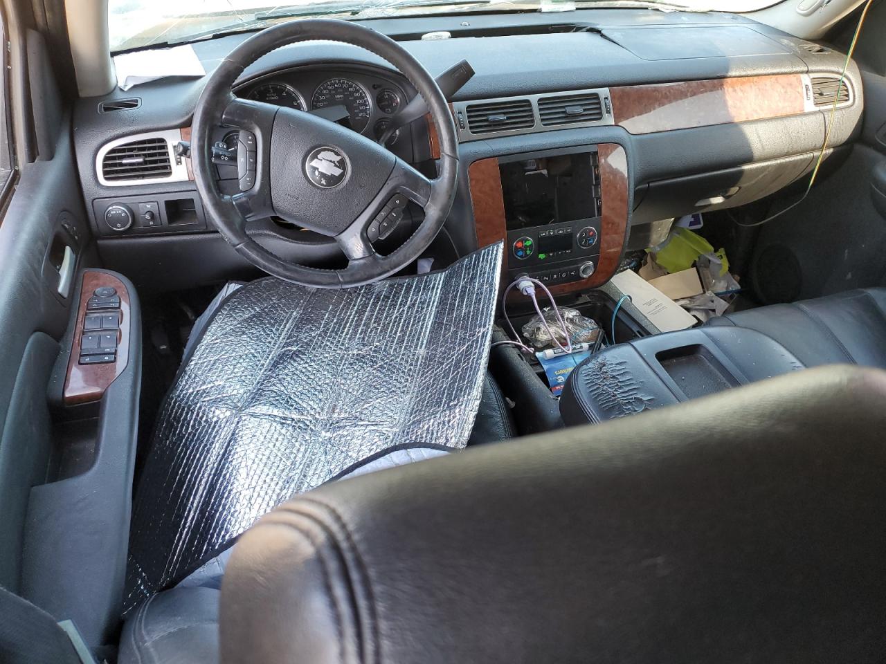 2007 Chevrolet Tahoe - Image 8