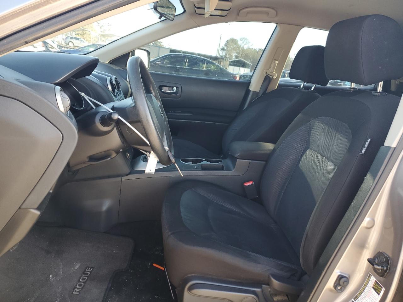 2013 Nissan Rogue - Image 7
