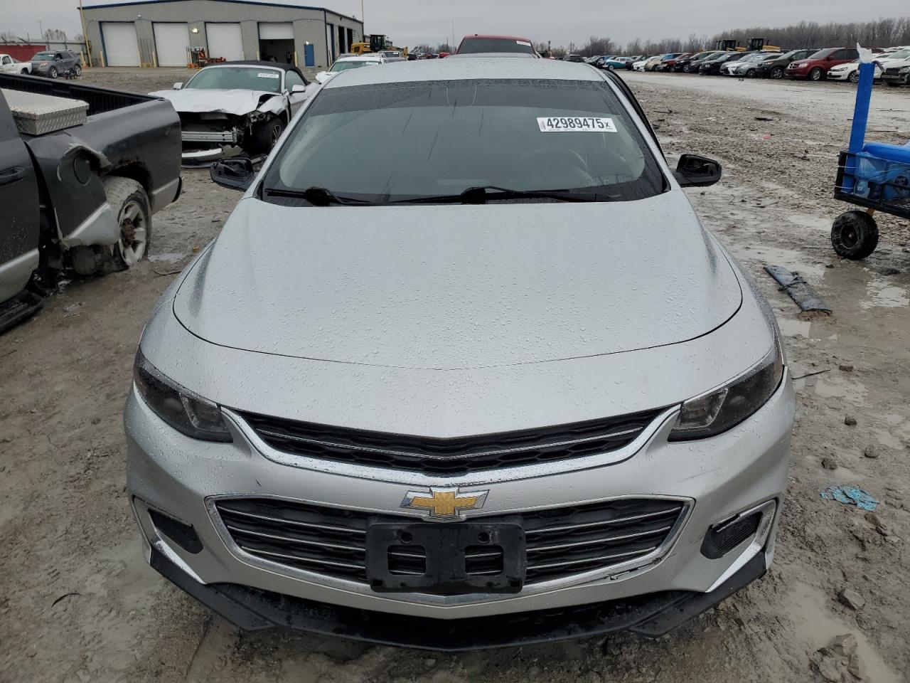2017 Chevrolet Malibu - Image 5