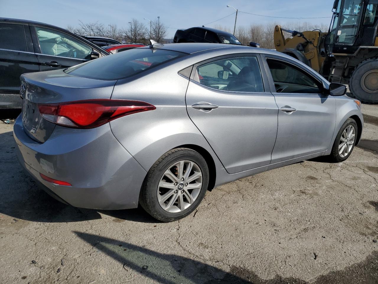 2015 Hyundai Elantra - Image 3