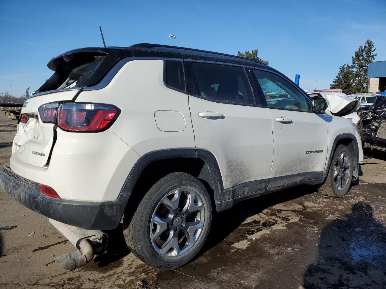 2019 Jeep Compass - Image 3