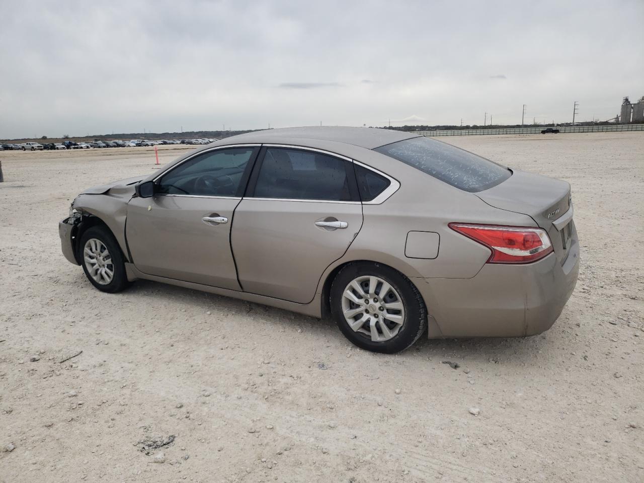 2013 Nissan Altima - Image 2