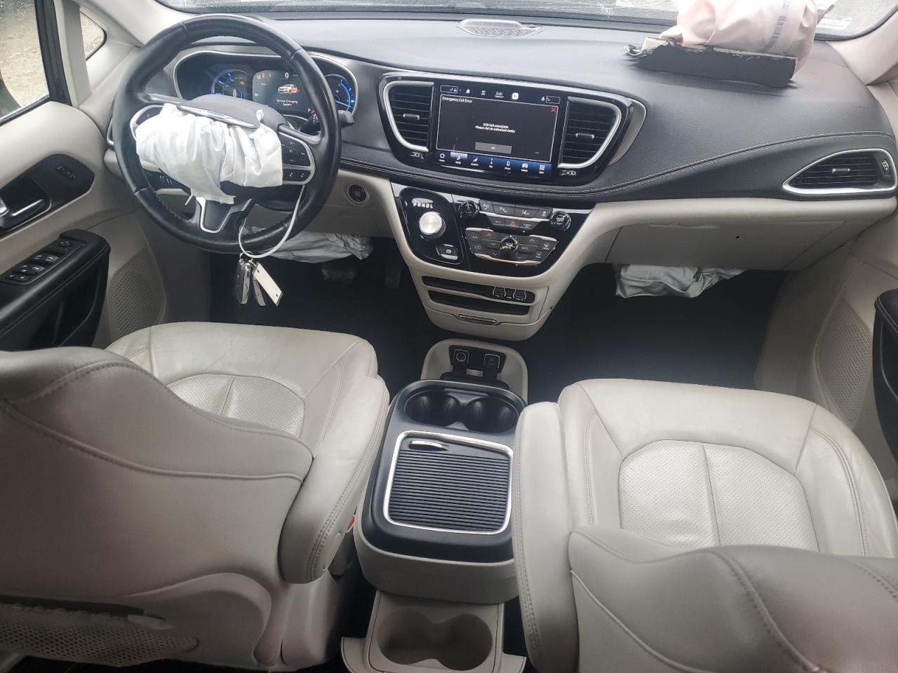 2021 Chrysler Pacifica - Image 8