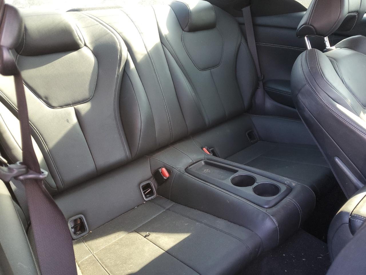 2017 Infiniti Q60 - Image 10