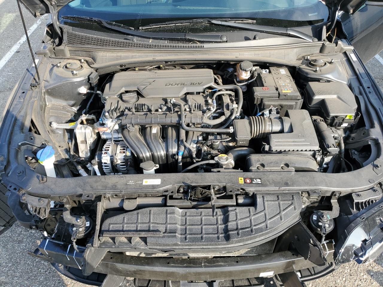 2024 Hyundai Elantra - Image 11