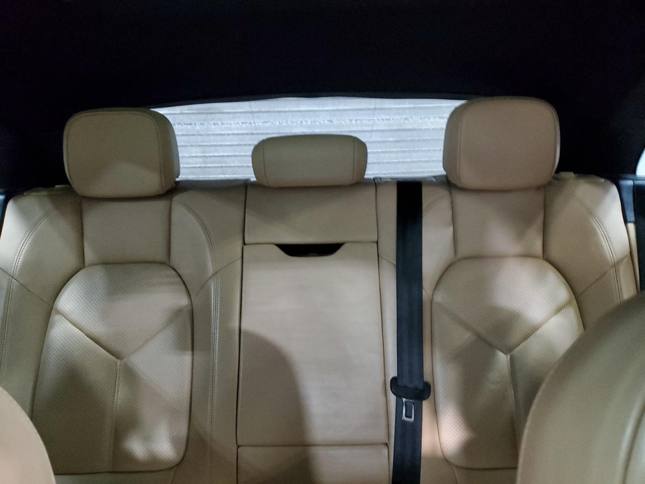 2017 Porsche Macan - Image 10