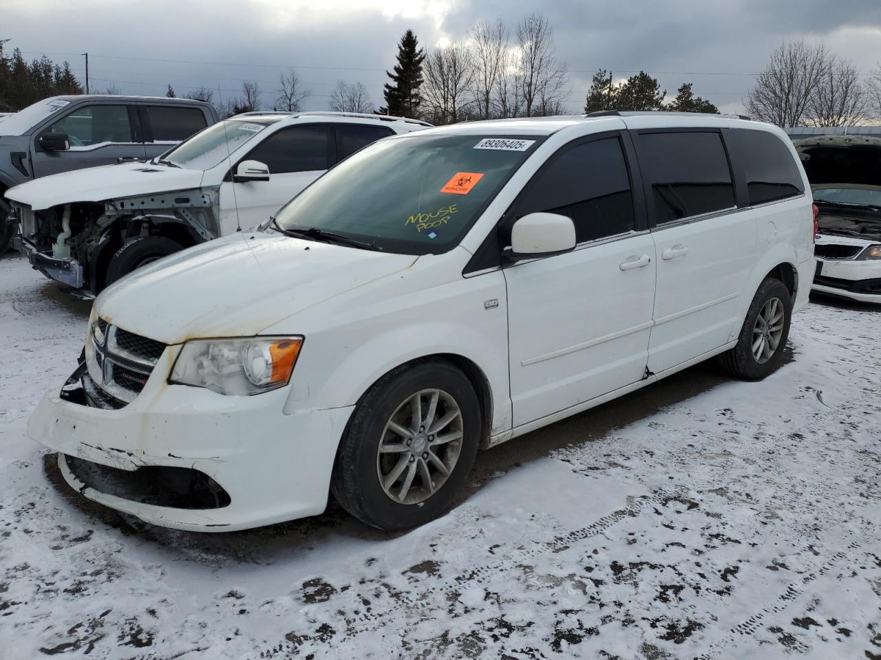 2014 Dodge Caravan - Image 1