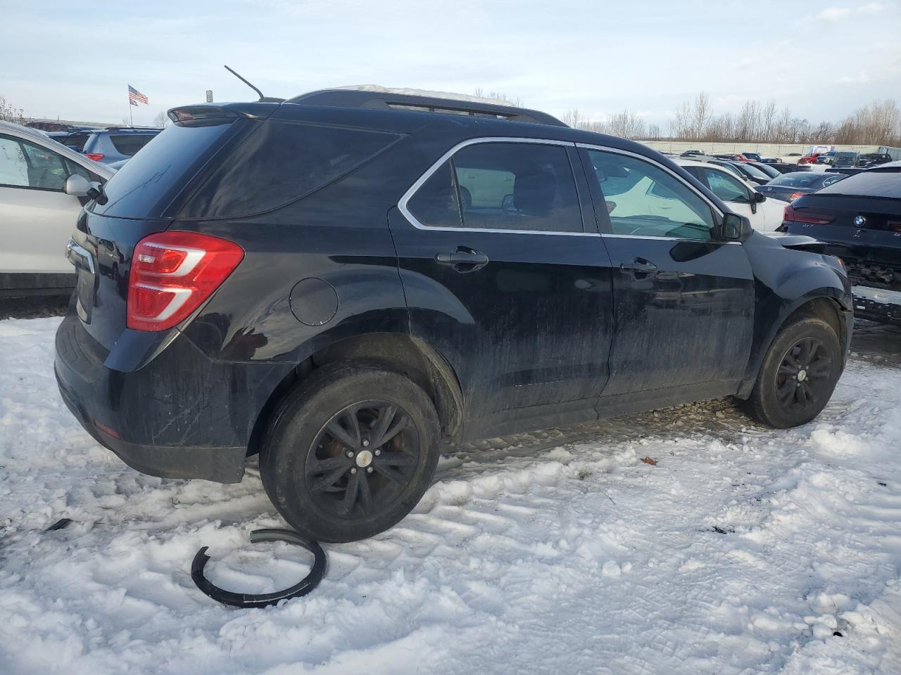 2017 Chevrolet Equinox - Image 3