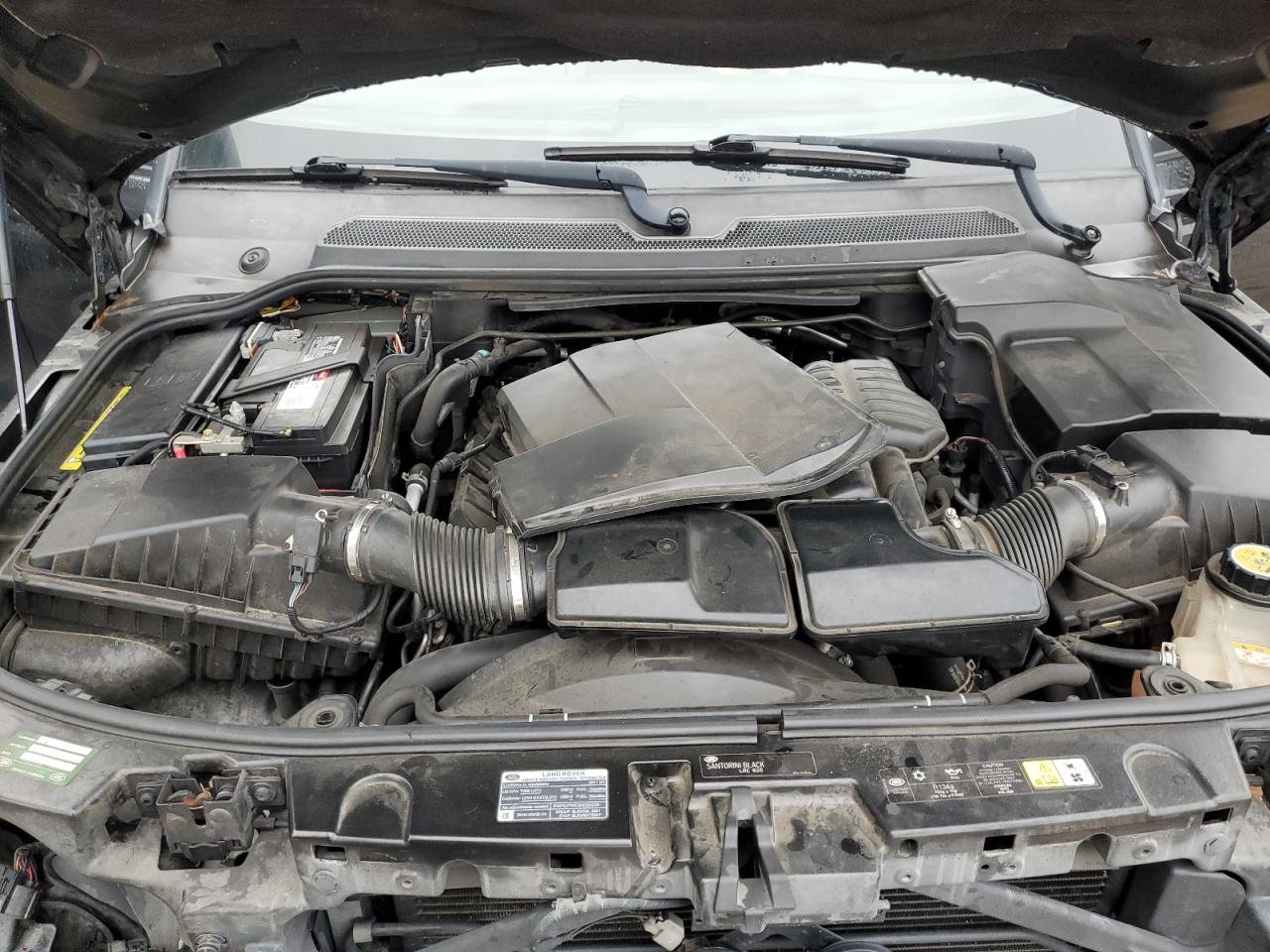 2011 Land Rover Range Rover - Image 11