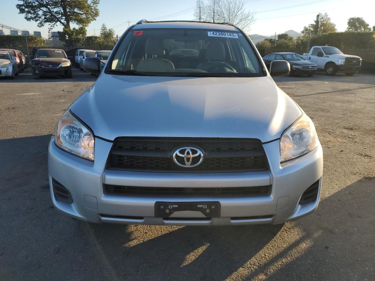 2011 Toyota RAV 4 - Image 5