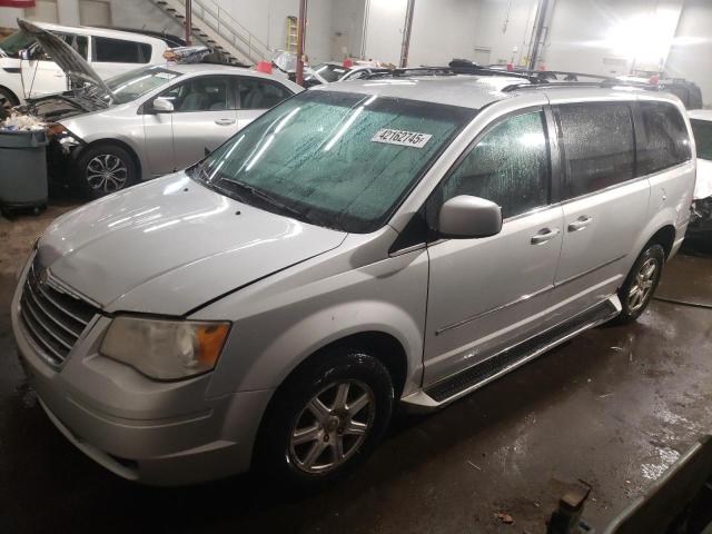 2009 Chrysler Town & Country Touring