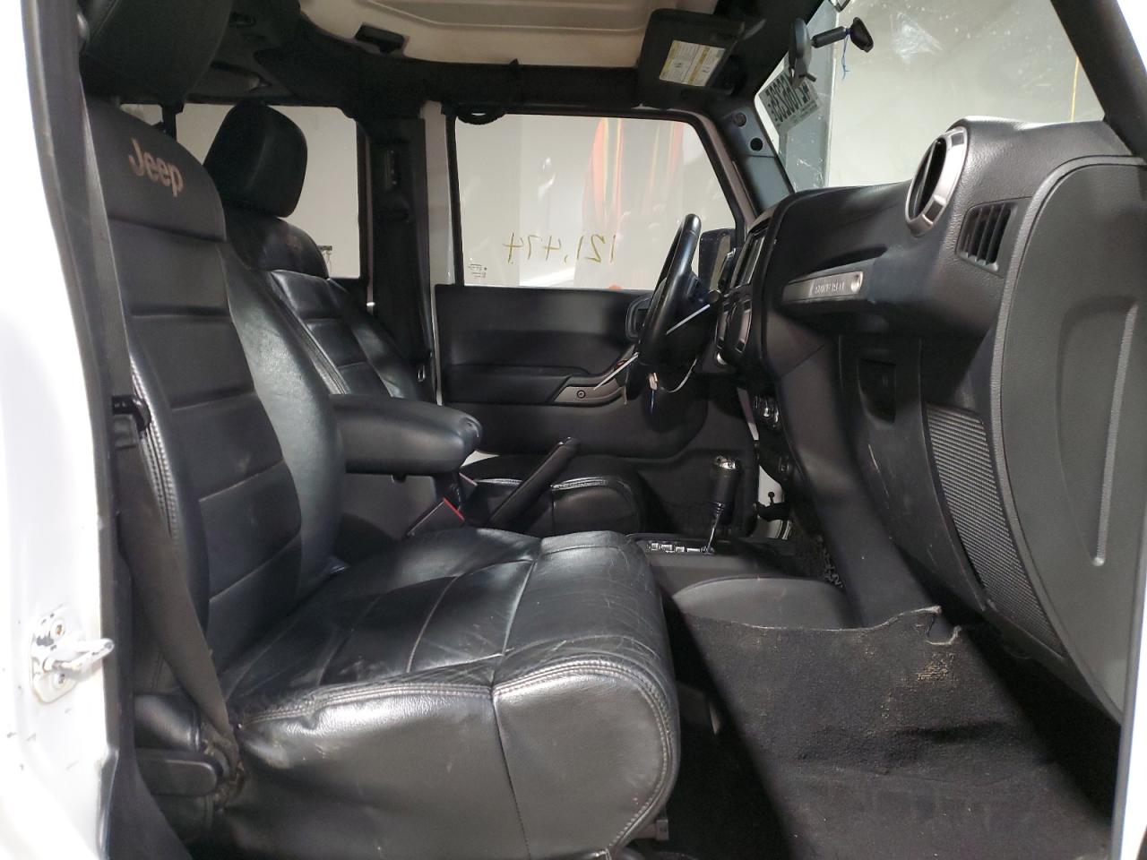 2012 Jeep Wrangler - Image 7