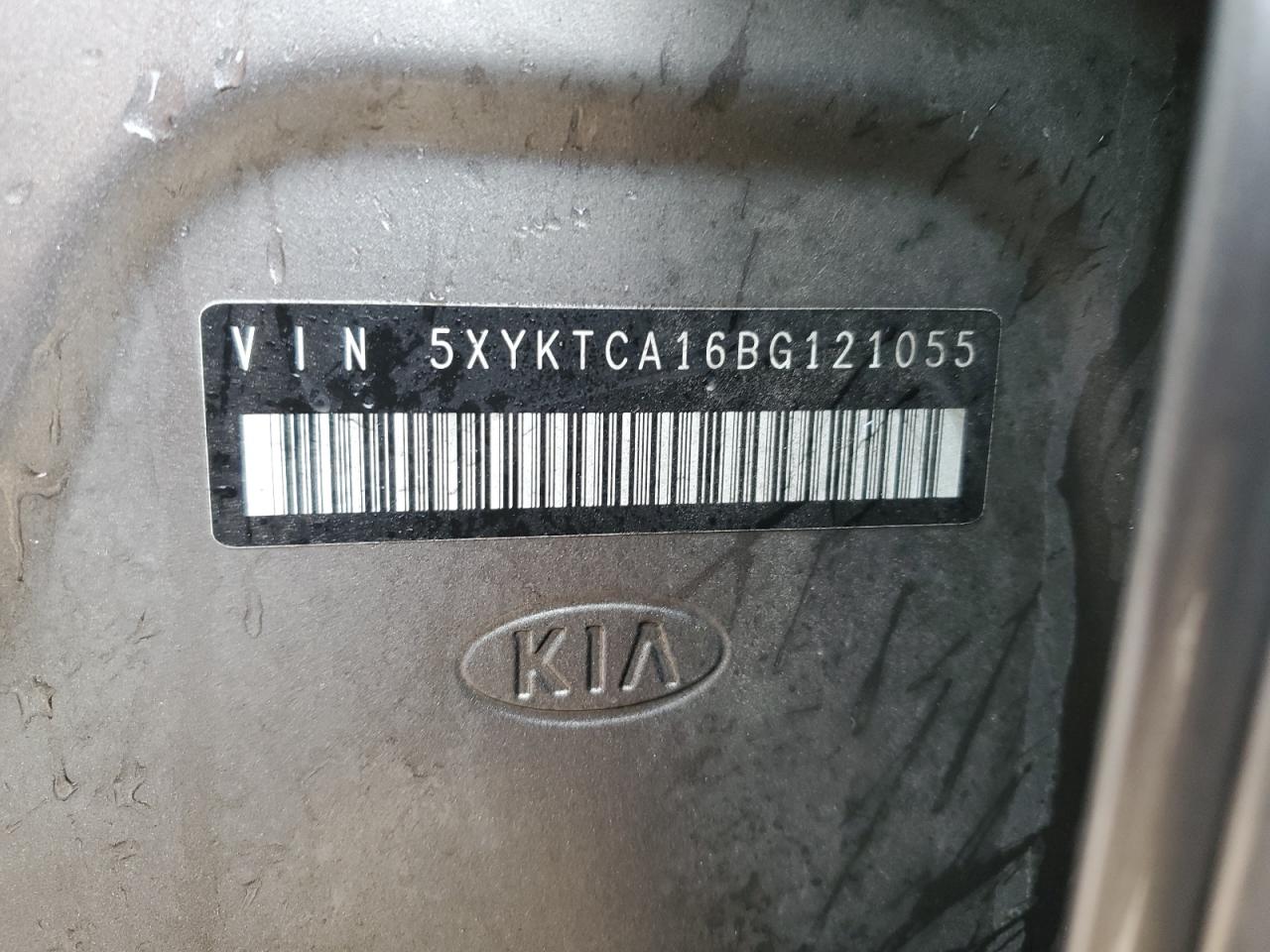 2011 Kia Sorento Base VIN: 5XYKTCA16BG121055 Lot: 42172485