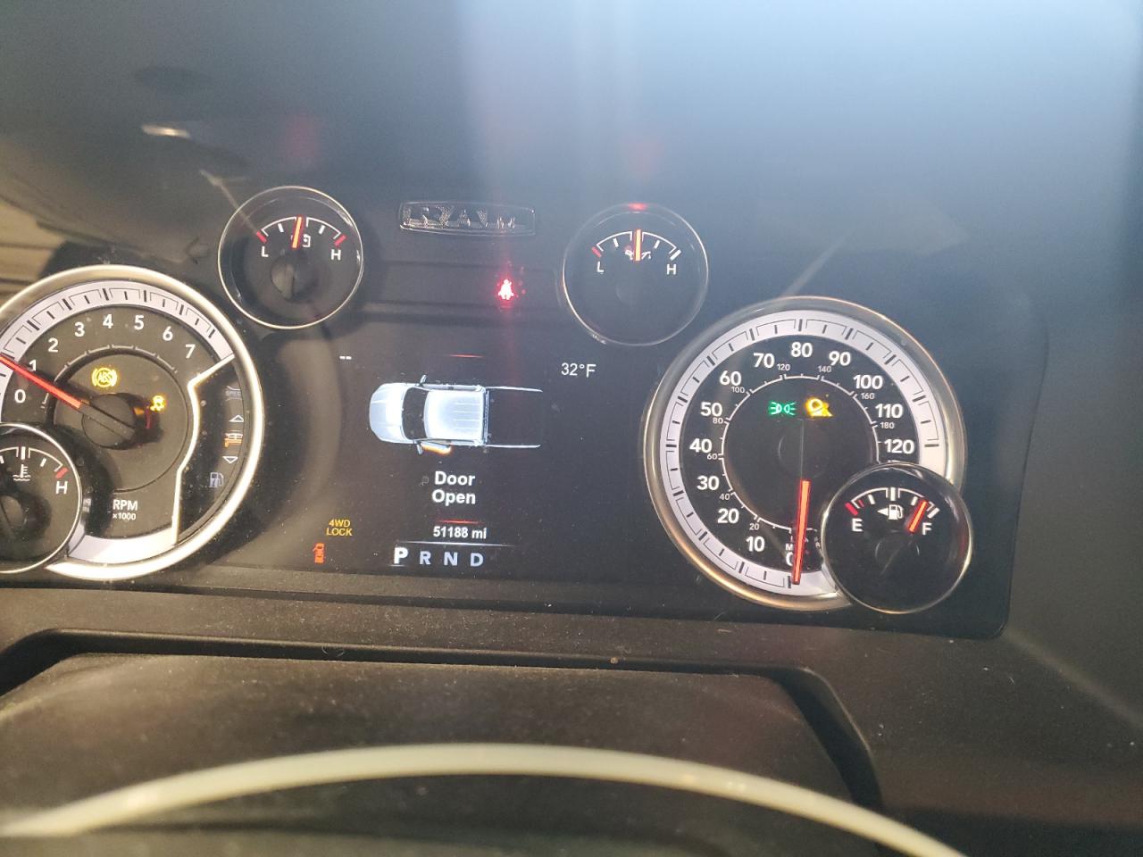 2018 RAM 1500 - Image 9